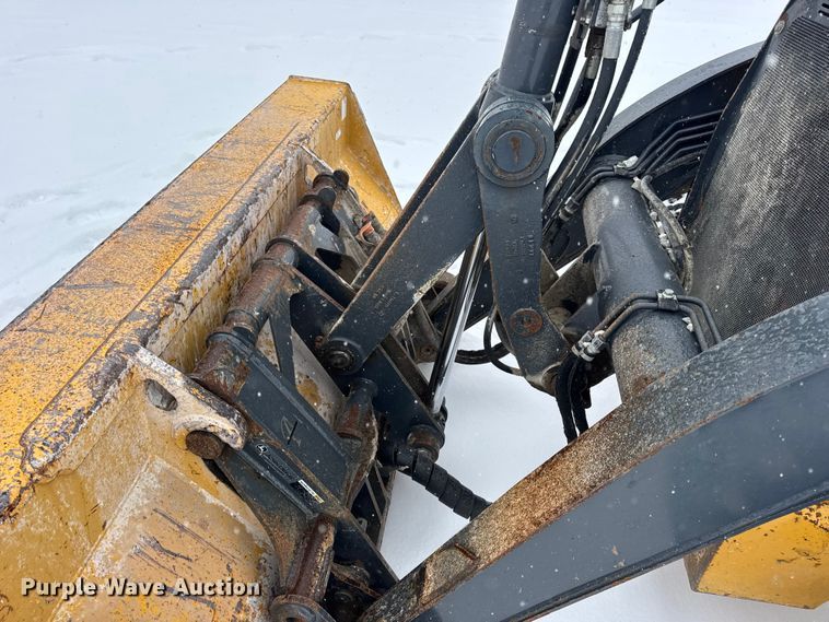 image for item DW6684 2019 John Deere 310SL HL backhoe