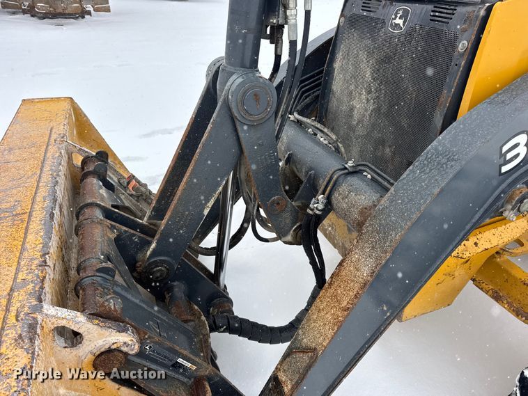 image for item DW6684 2019 John Deere 310SL HL backhoe