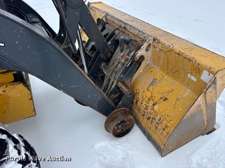 image for item DW6684 2019 John Deere 310SL HL backhoe