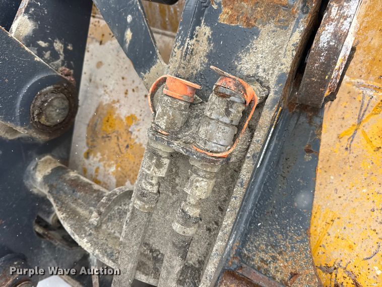 image for item DW6684 2019 John Deere 310SL HL backhoe