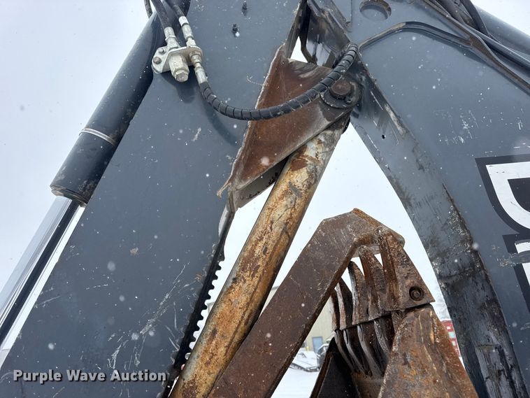 image for item DW6684 2019 John Deere 310SL HL backhoe