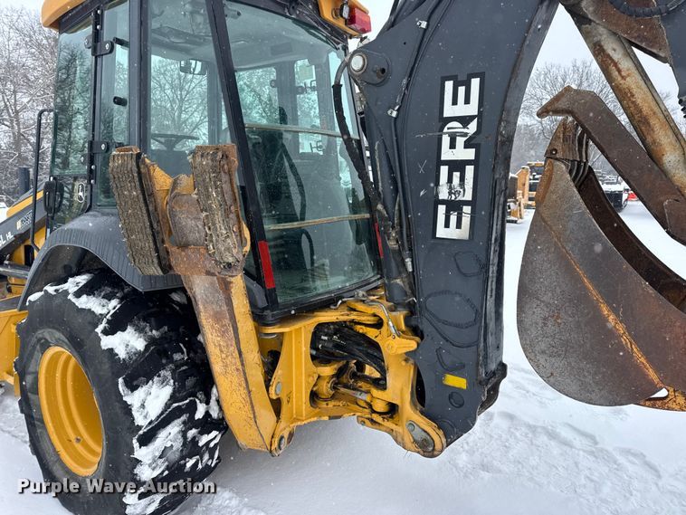 image for item DW6684 2019 John Deere 310SL HL backhoe