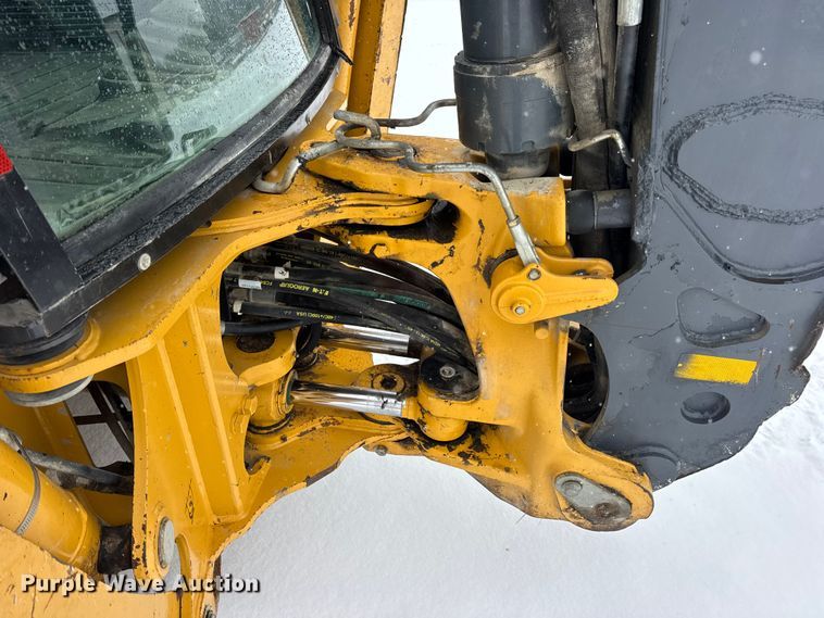 image for item DW6684 2019 John Deere 310SL HL backhoe