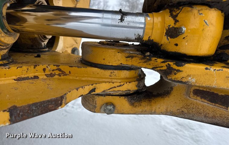 image for item DW6684 2019 John Deere 310SL HL backhoe