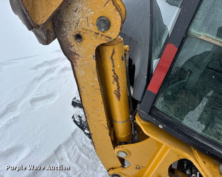 image for item DW6684 2019 John Deere 310SL HL backhoe