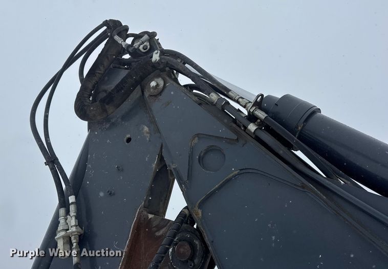 image for item DW6684 2019 John Deere 310SL HL backhoe