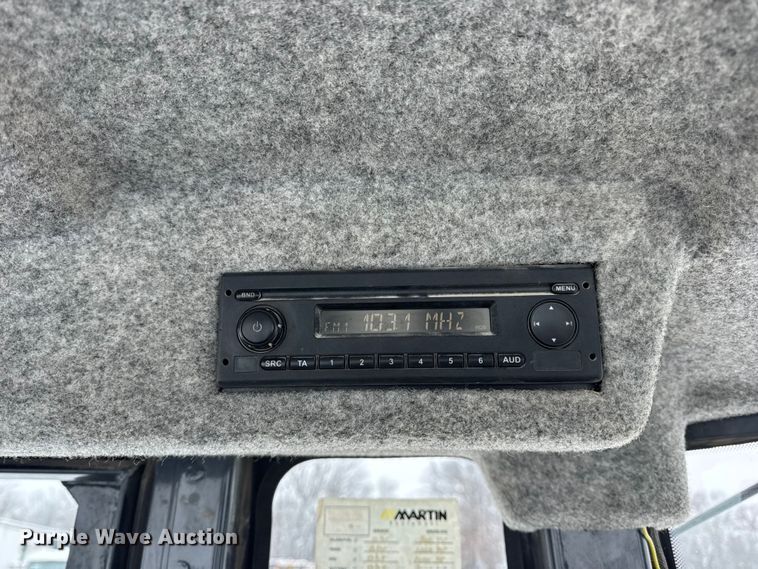 image for item DW6684 2019 John Deere 310SL HL backhoe