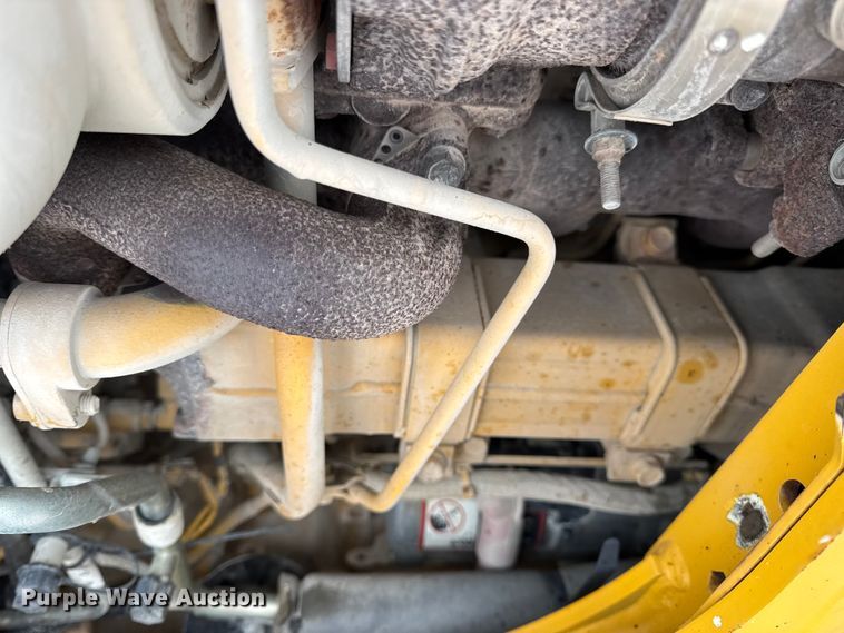 image for item DW6684 2019 John Deere 310SL HL backhoe