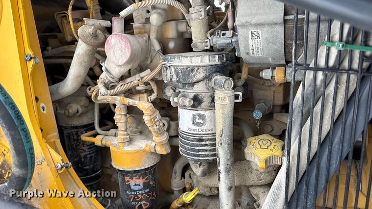 image for item DW6684 2019 John Deere 310SL HL backhoe