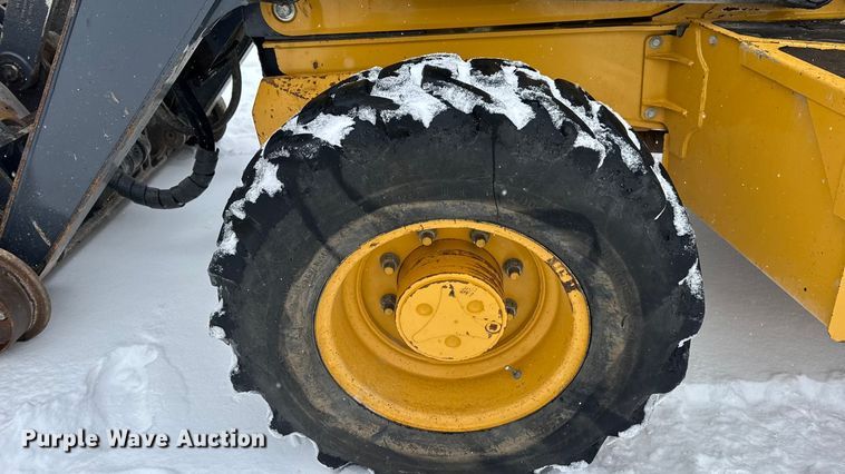 image for item DW6684 2019 John Deere 310SL HL backhoe