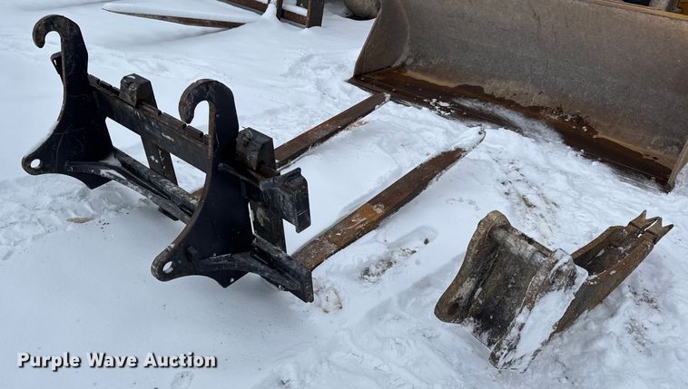 image for item DW6684 2019 John Deere 310SL HL backhoe