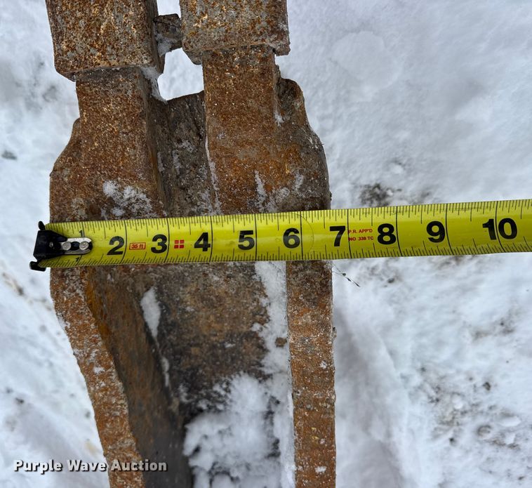 image for item DW6684 2019 John Deere 310SL HL backhoe