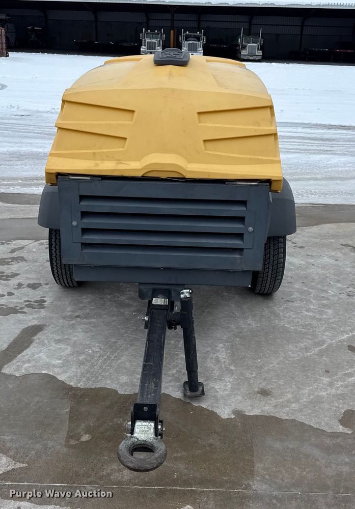 image for item DW6689 2018 Atlas Copco XAS 185 KD7 PE T4F air compressor