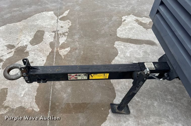 image for item DW6689 2018 Atlas Copco XAS 185 KD7 PE T4F air compressor