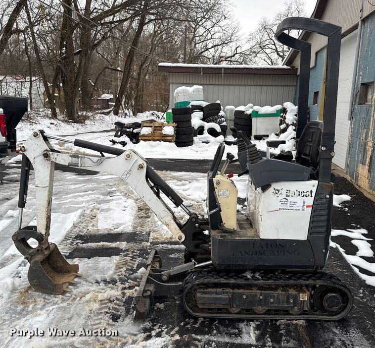 image for item DW6691 2015 Bobcat 418 mini excavator