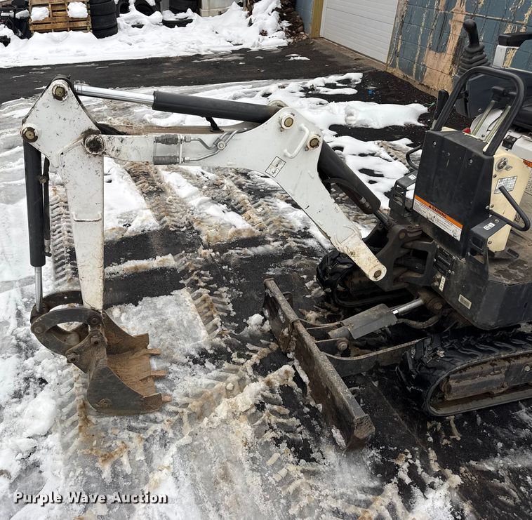 image for item DW6691 2015 Bobcat 418 mini excavator