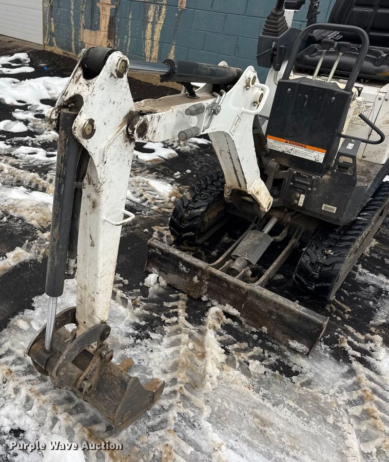 image for item DW6691 2015 Bobcat 418 mini excavator