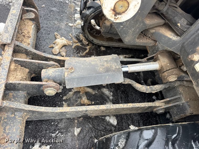 image for item DW6691 2015 Bobcat 418 mini excavator