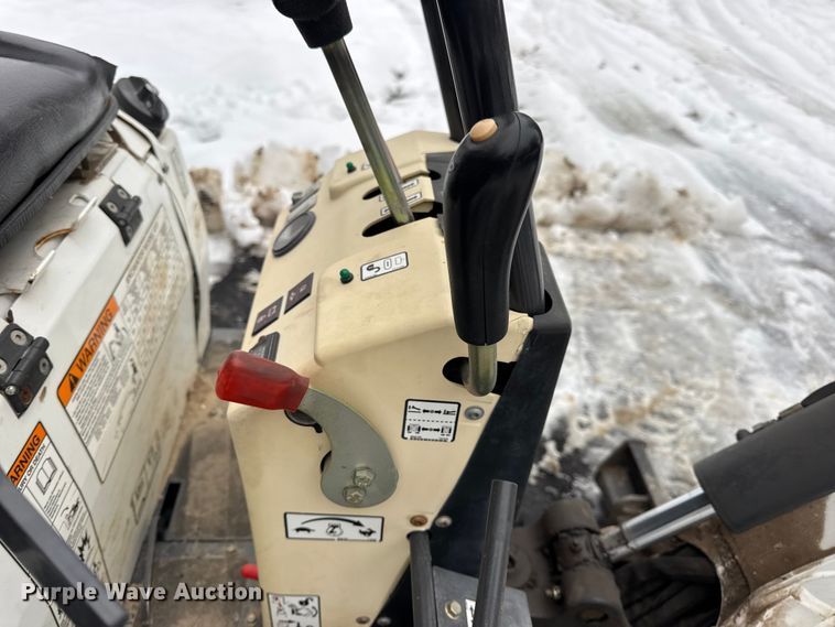 image for item DW6691 2015 Bobcat 418 mini excavator