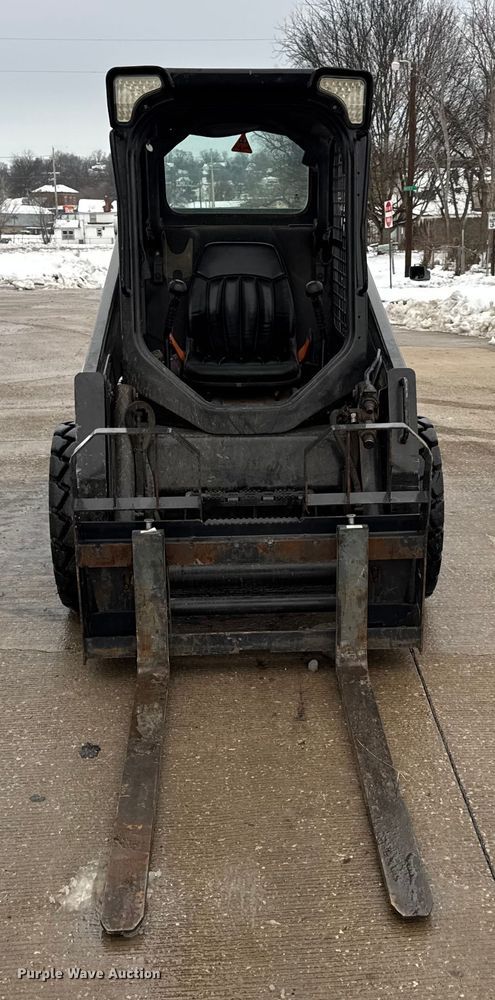 image for item DW6692 2015 Bobcat S450 Skid Steer