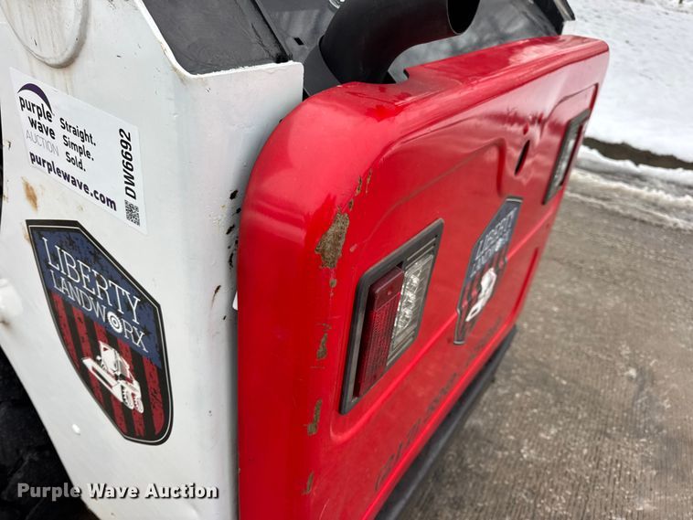 image for item DW6692 2015 Bobcat S450 Skid Steer