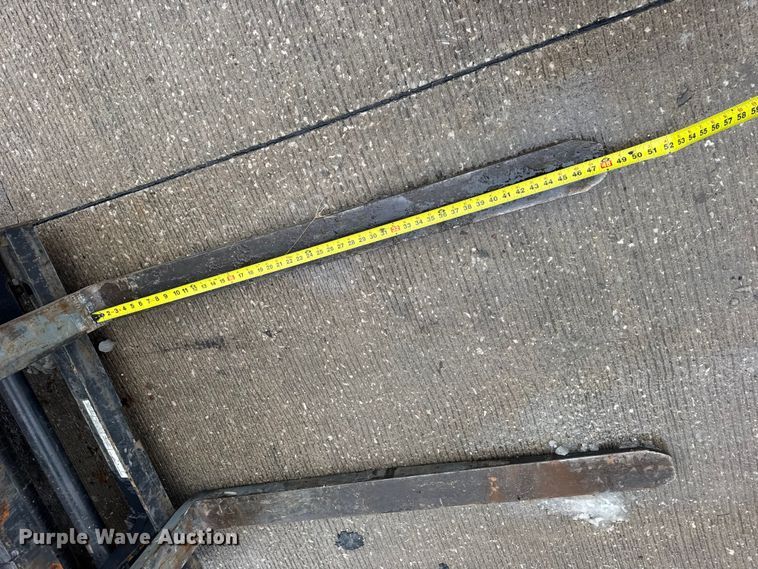 image for item DW6692 2015 Bobcat S450 Skid Steer