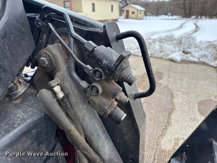 image for item DW6692 2015 Bobcat S450 Skid Steer