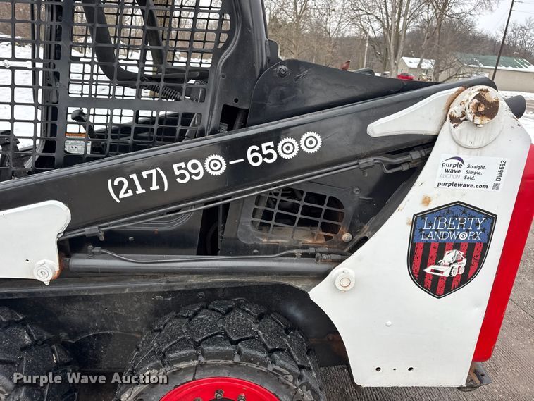 image for item DW6692 2015 Bobcat S450 Skid Steer