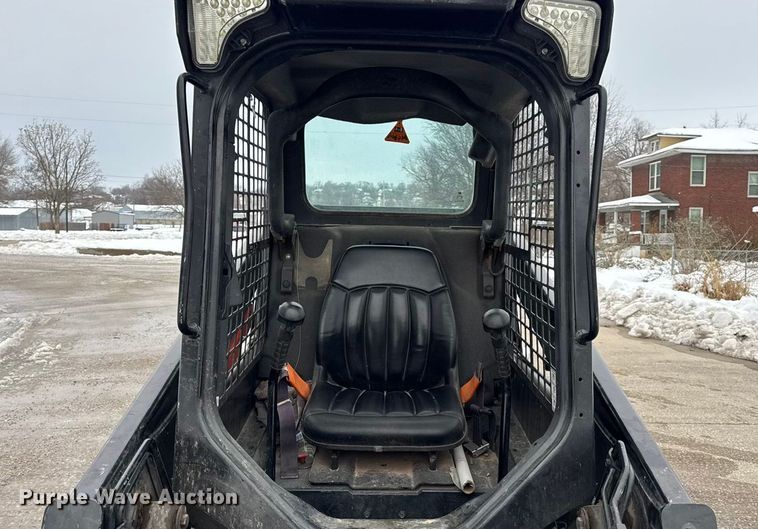image for item DW6692 2015 Bobcat S450 Skid Steer