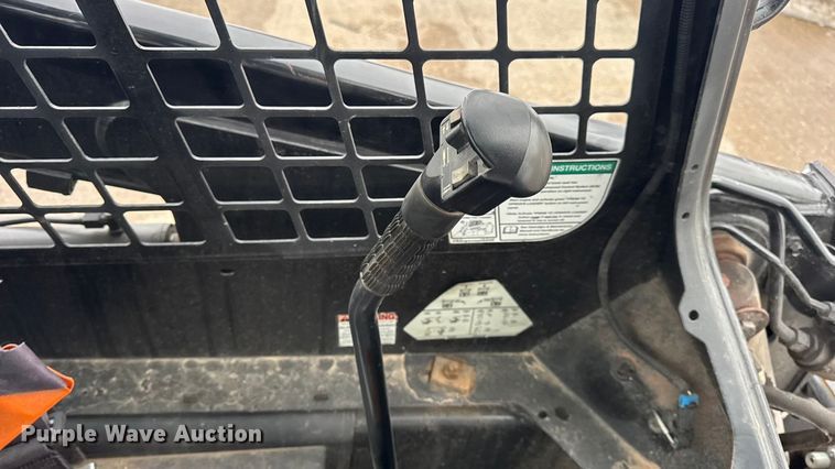 image for item DW6692 2015 Bobcat S450 Skid Steer