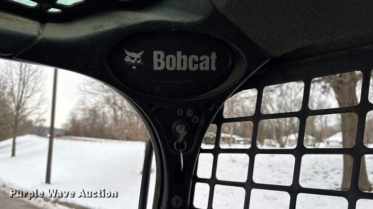 image for item DW6692 2015 Bobcat S450 Skid Steer