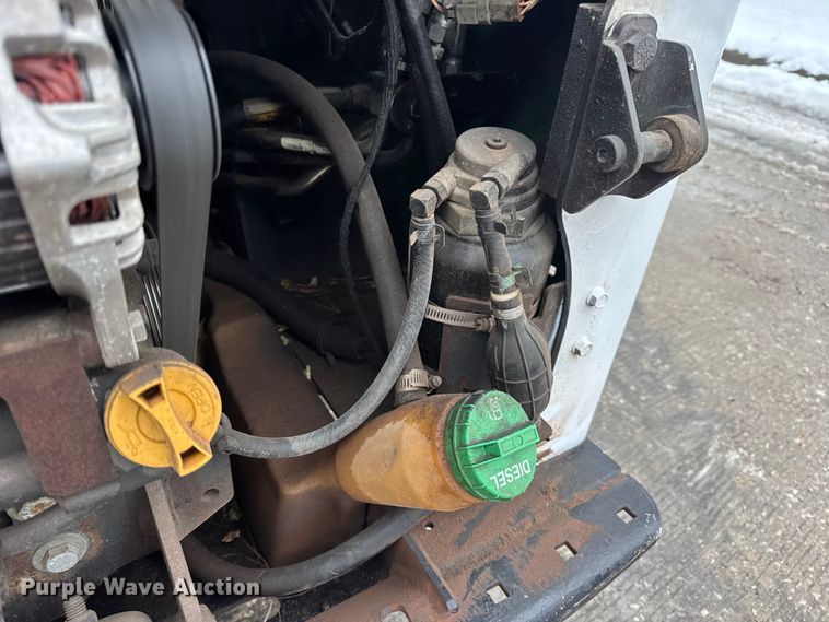 image for item DW6692 2015 Bobcat S450 Skid Steer