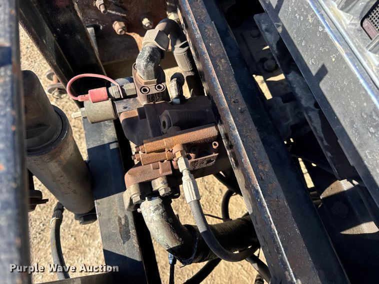 image for item DW6703 2006 International 7400 dump truck