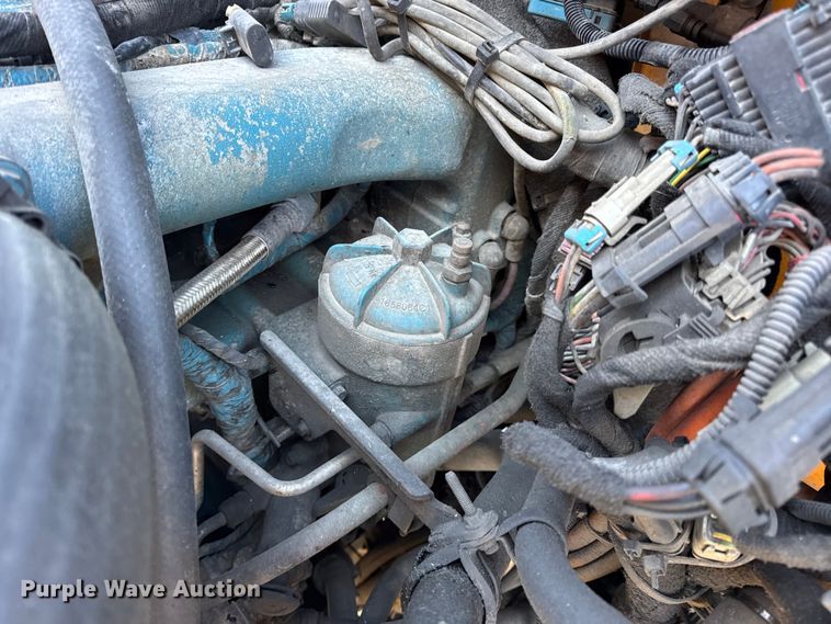 image for item DW6703 2006 International 7400 dump truck