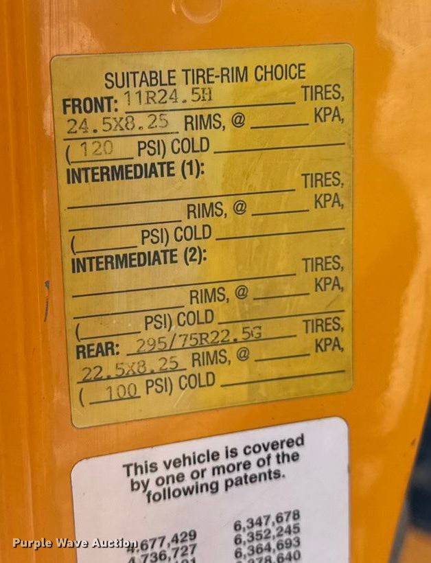 image for item DW6703 2006 International 7400 dump truck