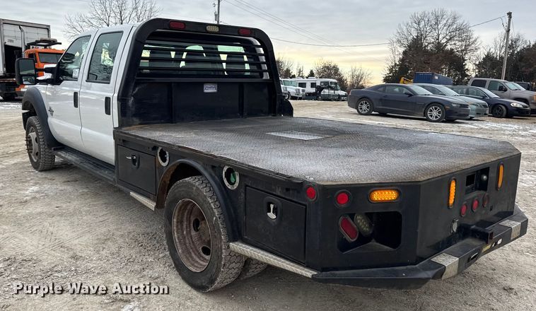 image for item DW6706 2016 Ford F550 Super Duty XL Crew Cab flatbed truck