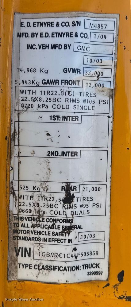 image for item DW6707 2004 Chevrolet C7500 oil distributor truck