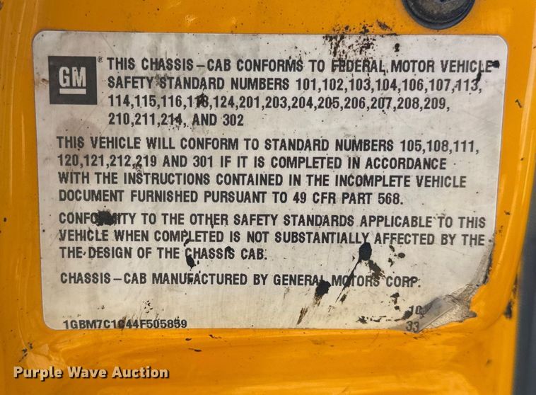 image for item DW6707 2004 Chevrolet C7500 oil distributor truck