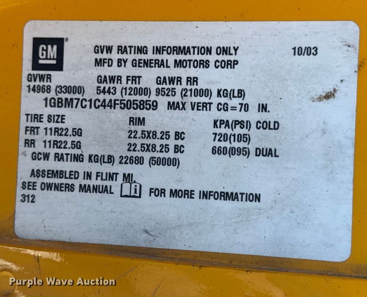 image for item DW6707 2004 Chevrolet C7500 oil distributor truck