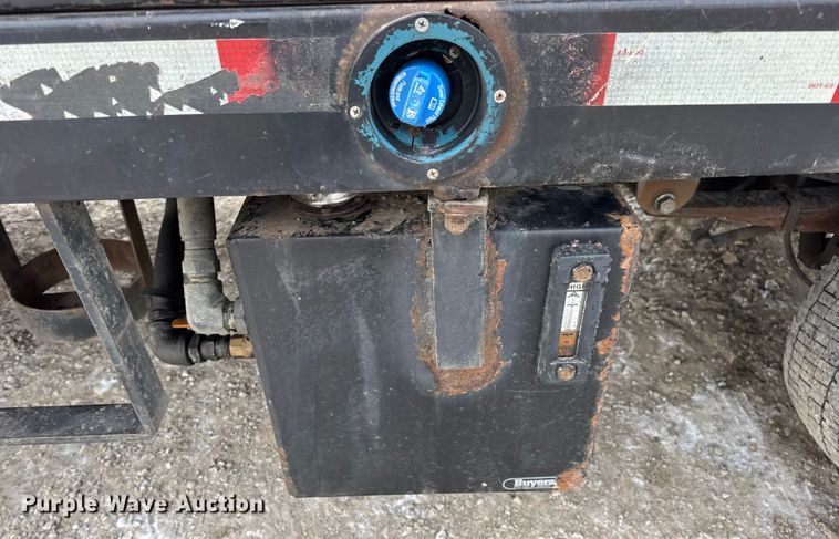 image for item DW6711 2013 Ford F450 Super Duty XL flatbed truck