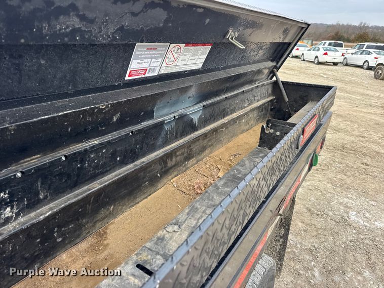 image for item DW6711 2013 Ford F450 Super Duty XL flatbed truck