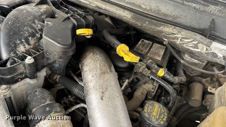 image for item DW6711 2013 Ford F450 Super Duty XL flatbed truck