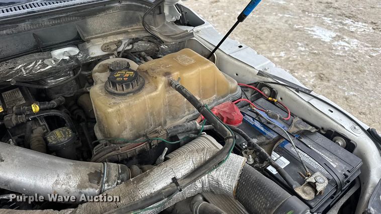 image for item DW6711 2013 Ford F450 Super Duty XL flatbed truck