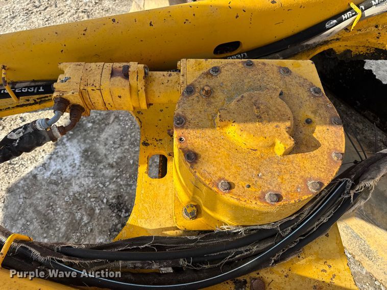 image for item DW6713 1992 John Deere 770B motor grader