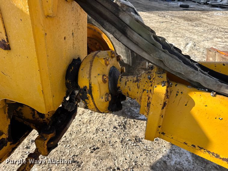 image for item DW6713 1992 John Deere 770B motor grader