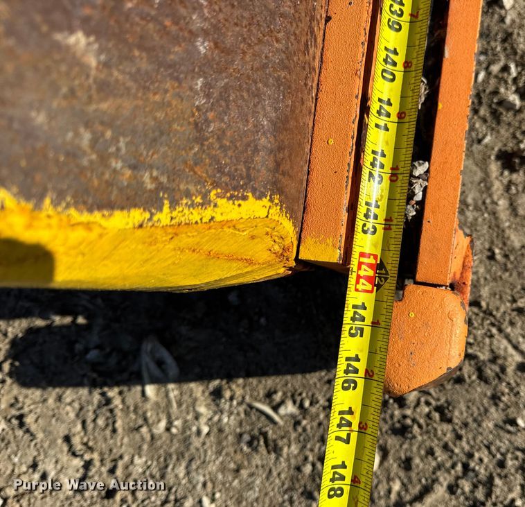 image for item DW6715 2006 International 7400 dump truck