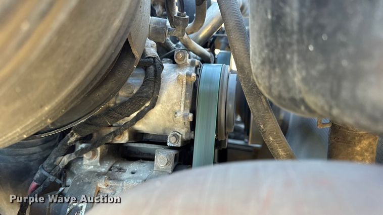 image for item DW6715 2006 International 7400 dump truck