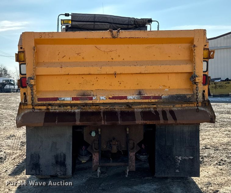 image for item DW6716 2009 International WorkStar 7500 dump truck