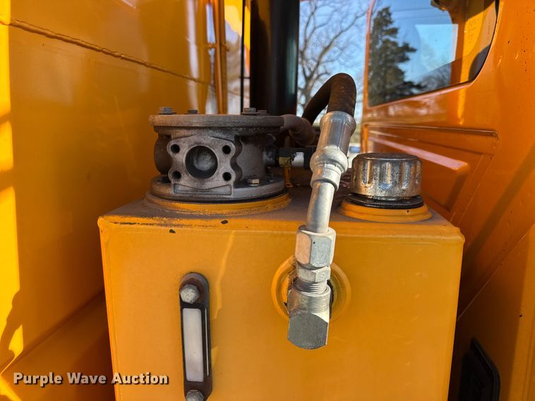 image for item DW6716 2009 International WorkStar 7500 dump truck