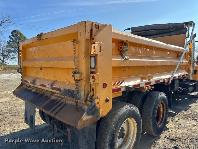 image for item DW6716 2009 International WorkStar 7500 dump truck